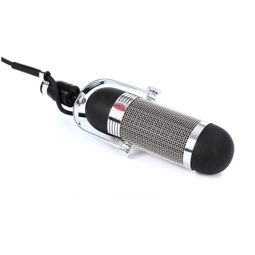 AEA R84